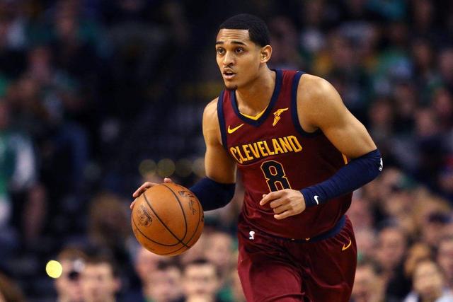 克亚尔：退役背后的故事与梦想的圆满_米兰_家庭_重伤