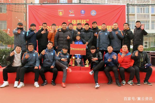 布朗30分胡金秋17+8 广厦2-0深圳获得赛点