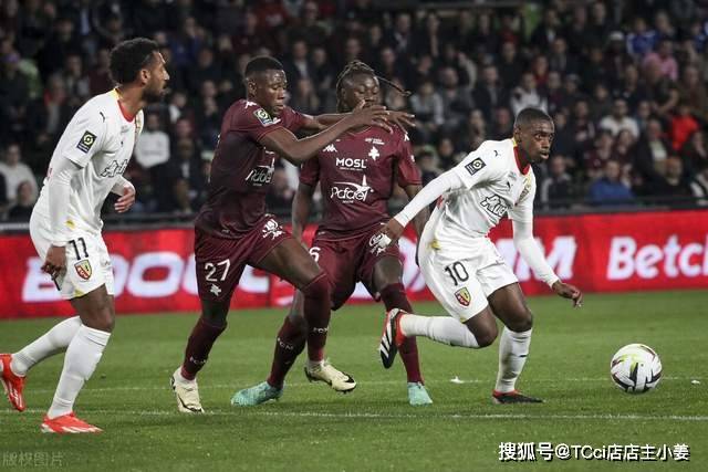 苏超新星闪耀！三位年轻球员入选U19国足集训名单，引发热议